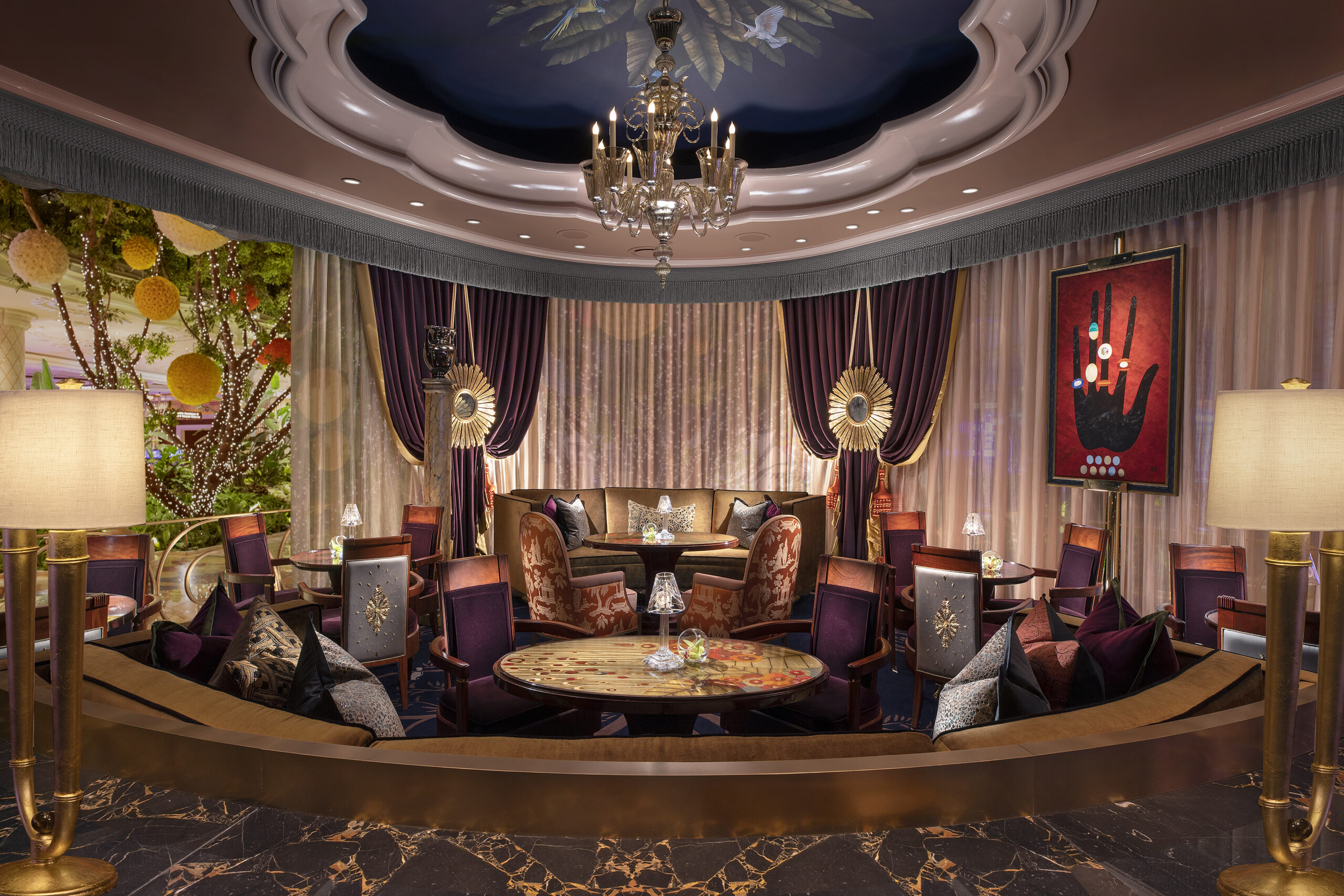 Overlook Lounge, Aperitifs & Spirits