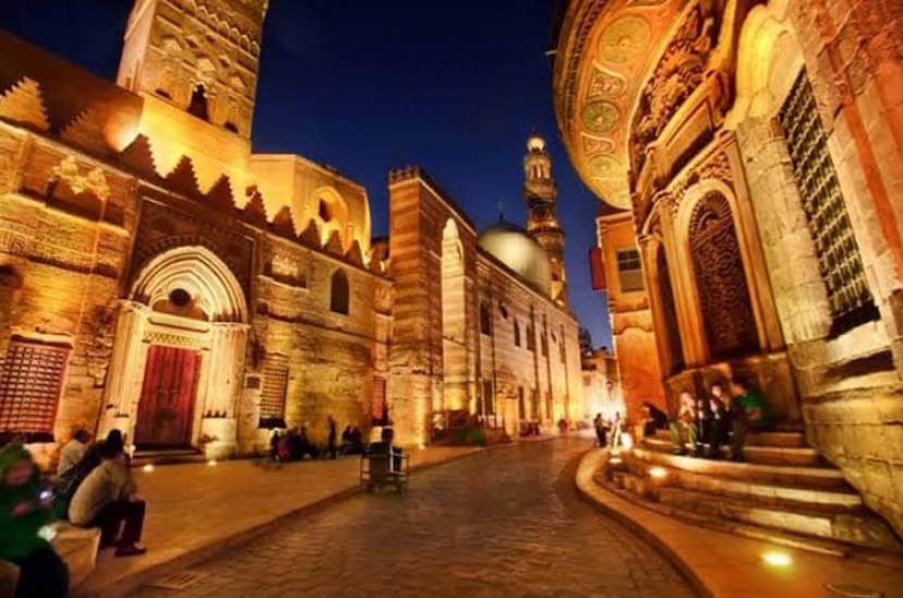 Al-Muizz Street