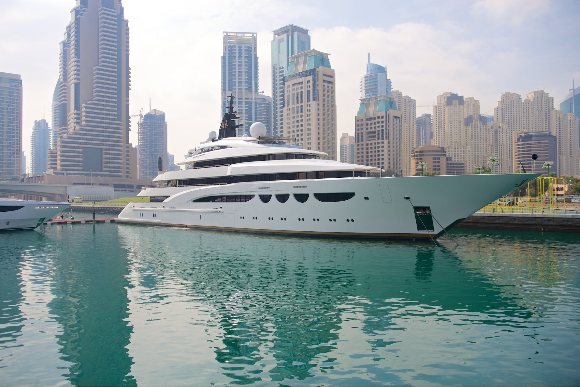 Yacht Charter Dubai