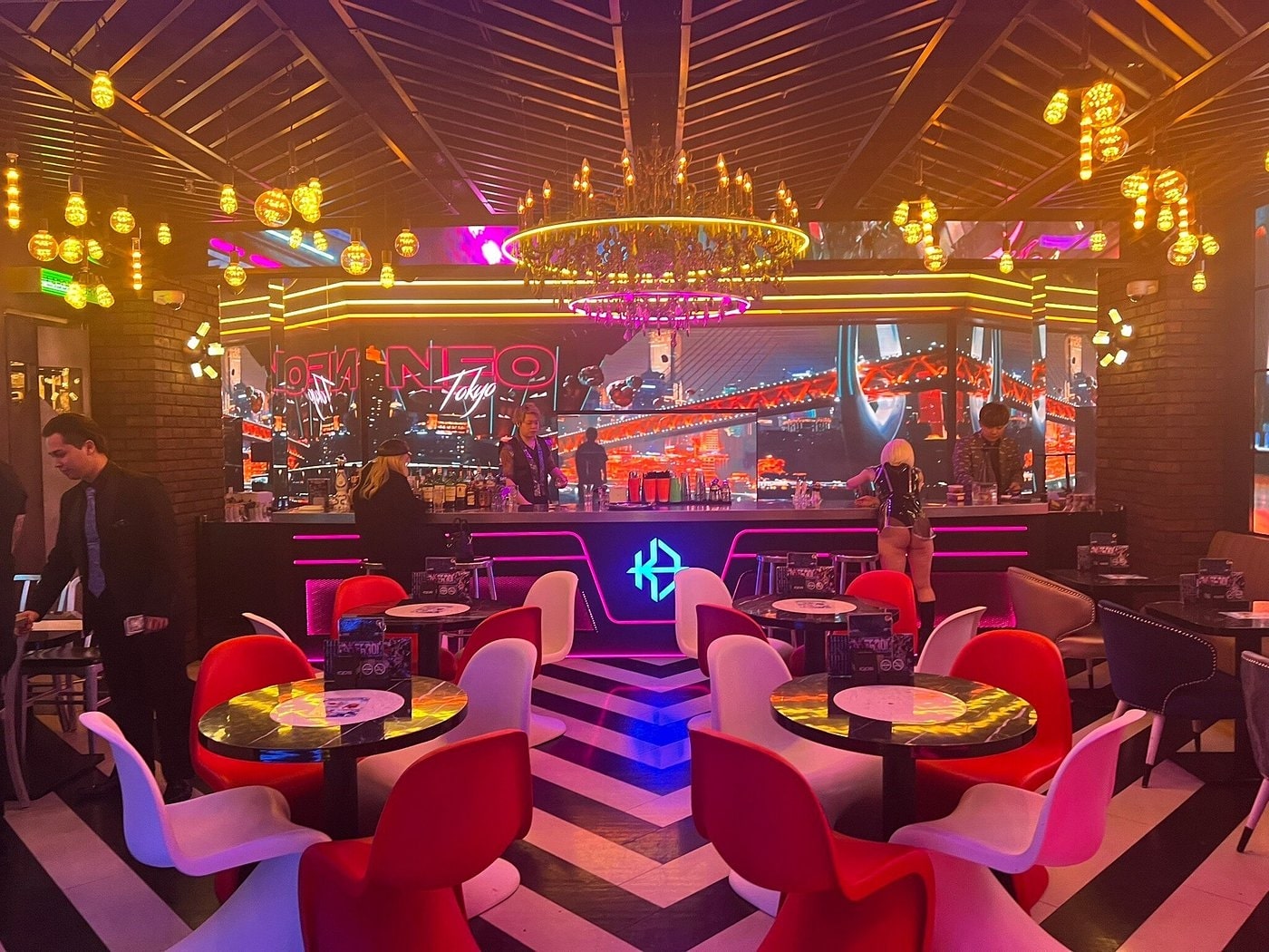 KUJIRA ENTERTAINMENT