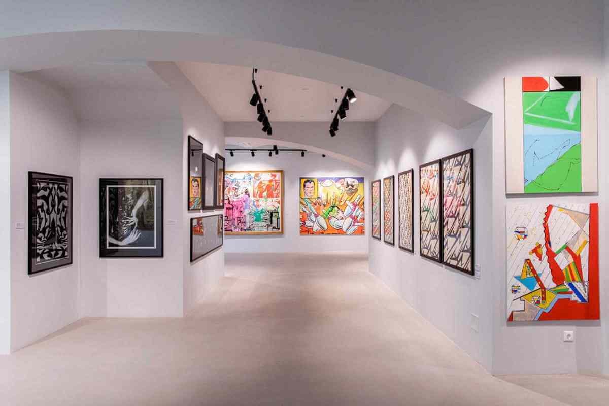 GUM-Red-Line Gallery