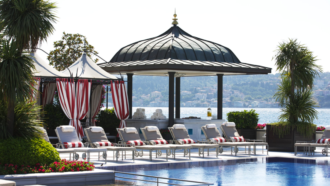 Aqua at The Four Seasons Hotel Istanbul