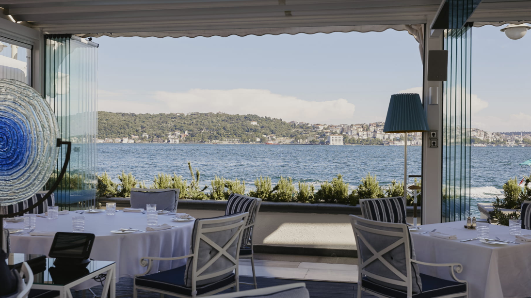 Aqua at The Four Seasons Hotel Istanbul