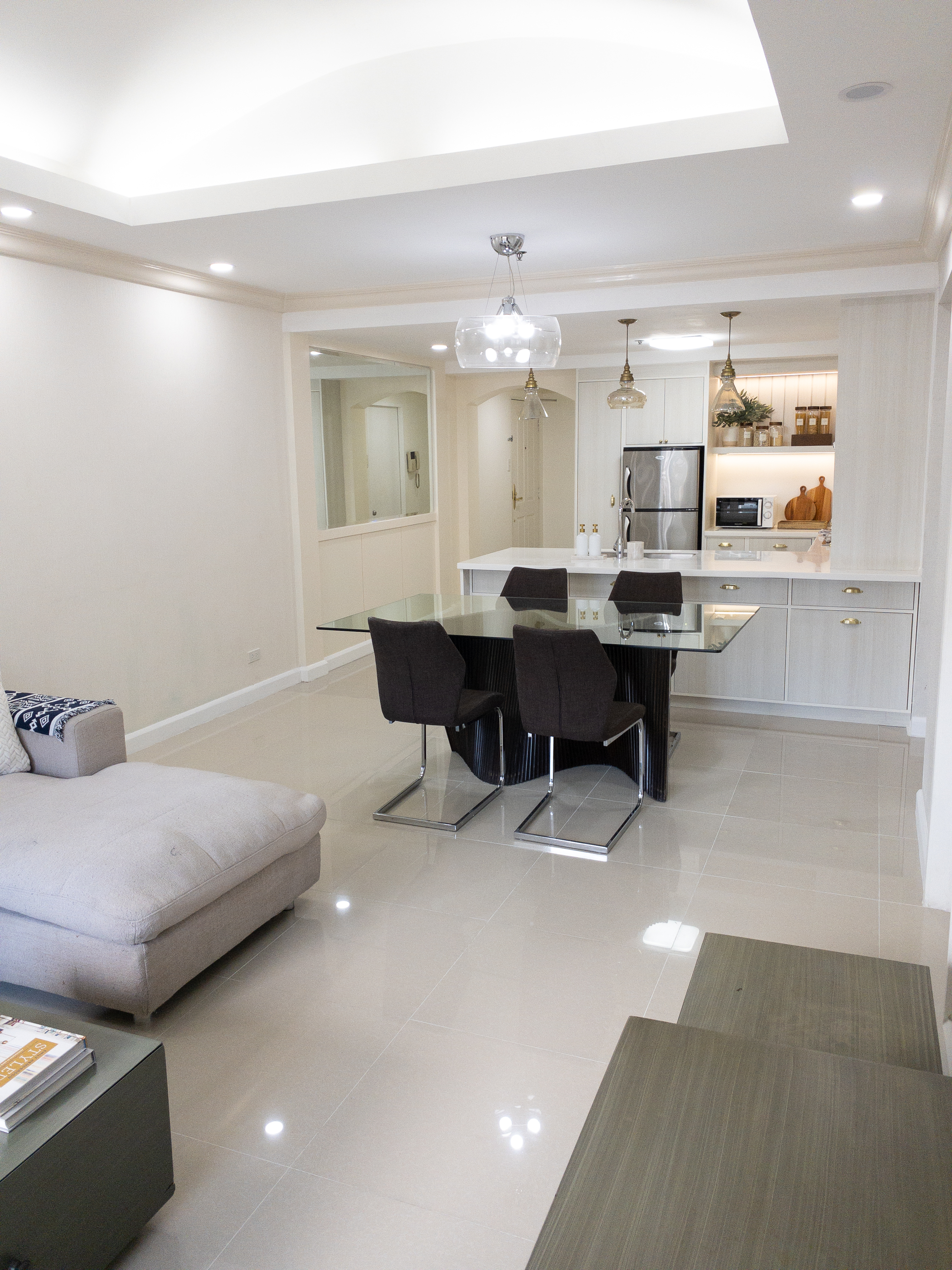 2BR Semi-Furnished Unit at Elizabeth Place  - 6