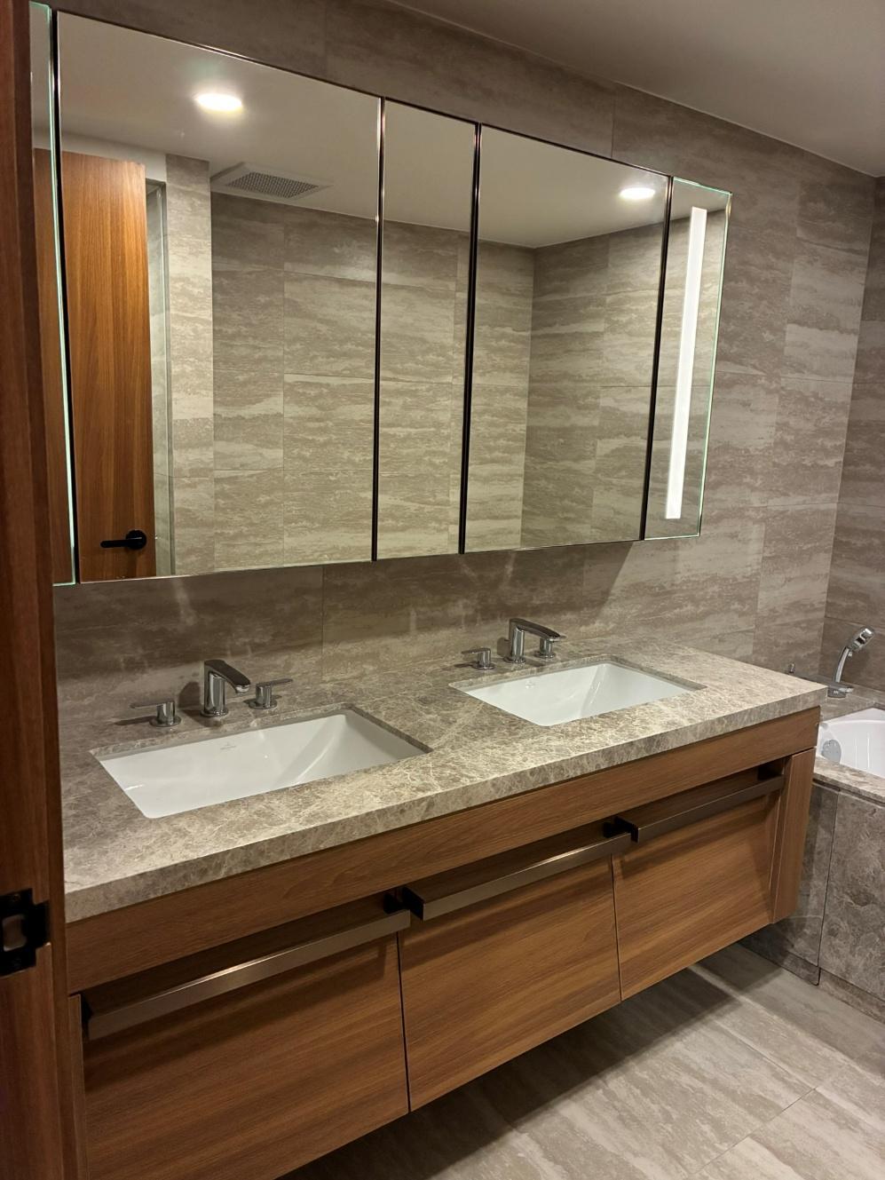 Luxury 2-Bedroom Condo for Lease at The Shang Residences at Wack Wack, Mandaluyong - 11