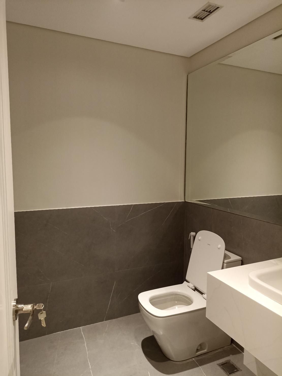 Premium 3-Bedroom Condo for Lease at One Roxas Triangle, Makati - 7