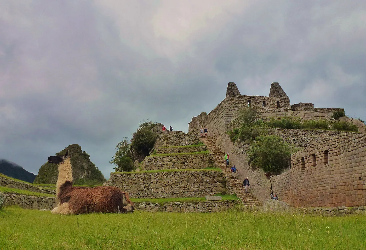 Classic panoramic view of Machu Picchu with Huayna Picchu behind