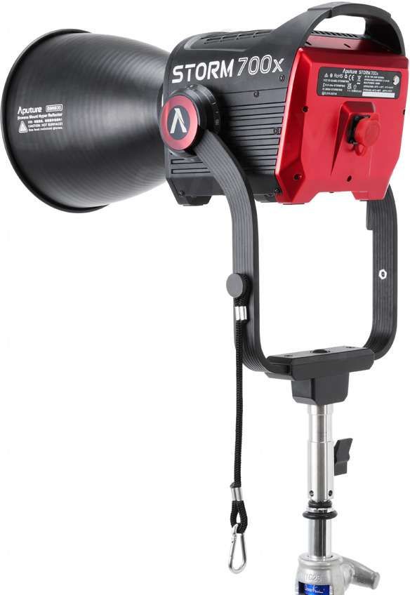 Aputure Storm 700x
