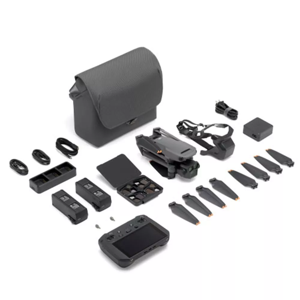 DJI Mavic 3 Pro Combo