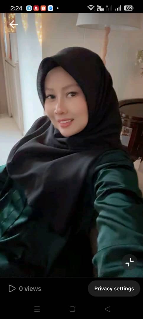 ezramain