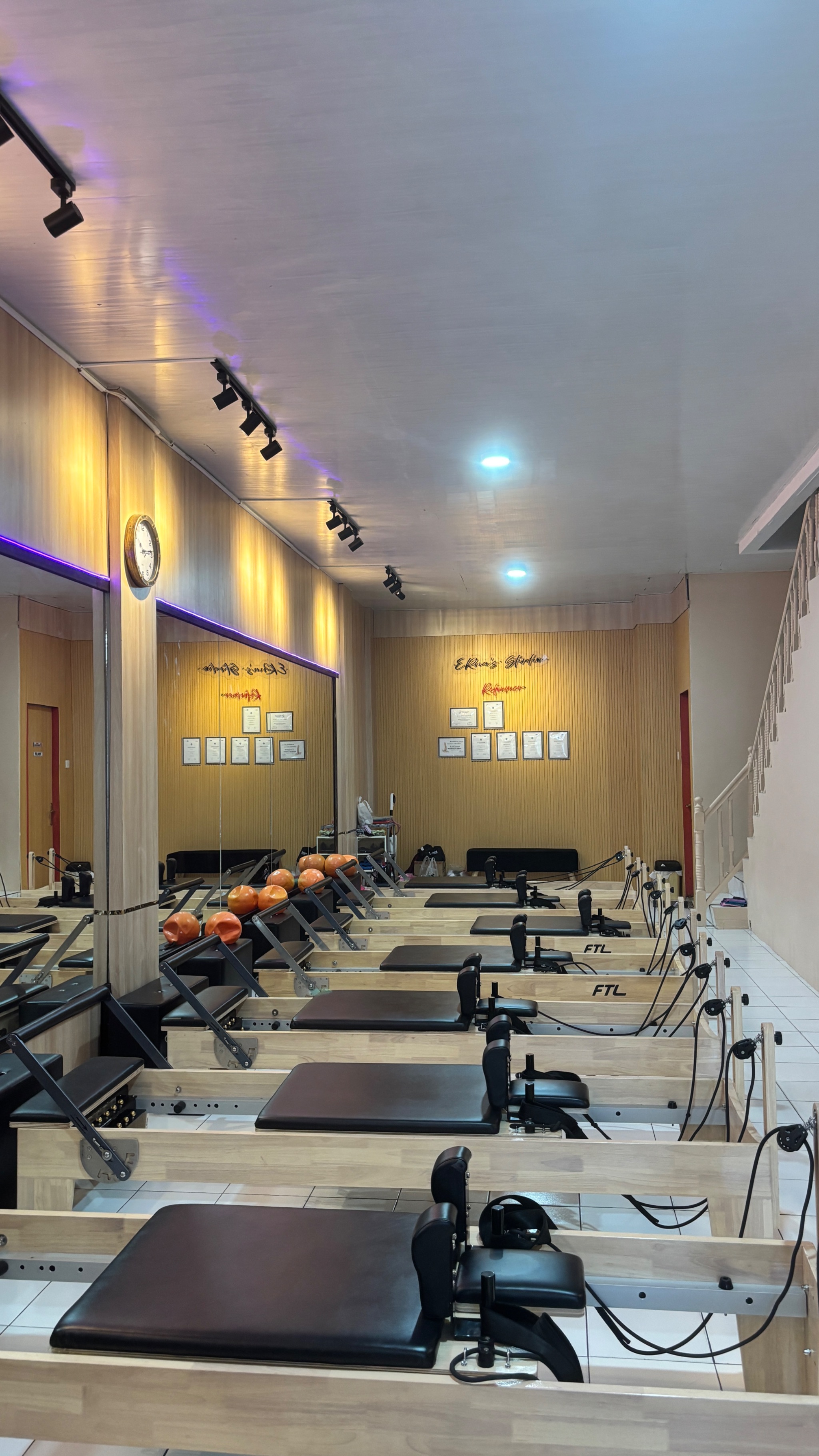 eRna studio n Rumah Therapy