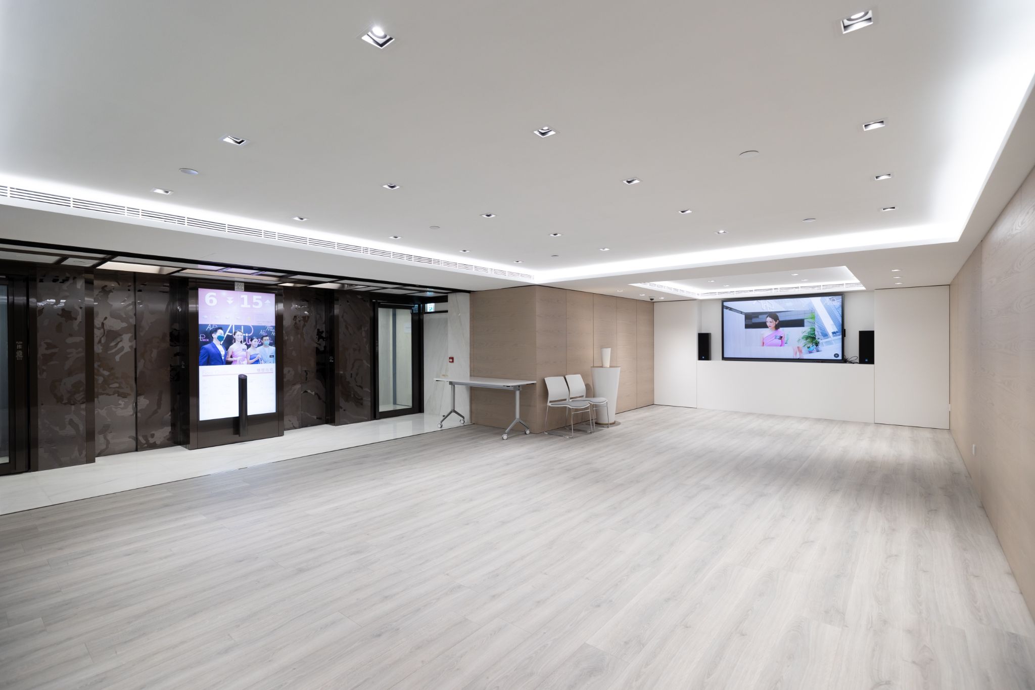 M2R Hong Kong