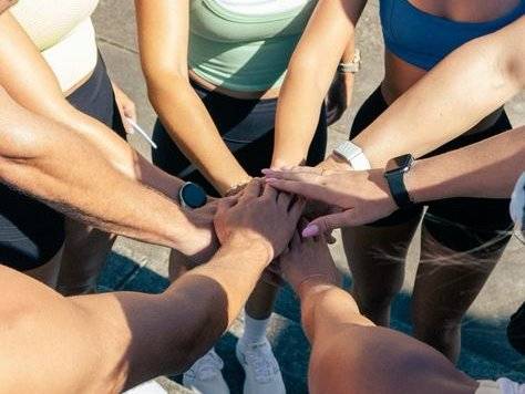 Jogging saat matahari terbenam