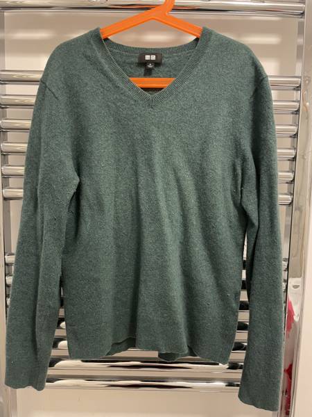 UNI QLO M – Great bargain! Selling clothes I no longer wear, a few are brand new!  · London