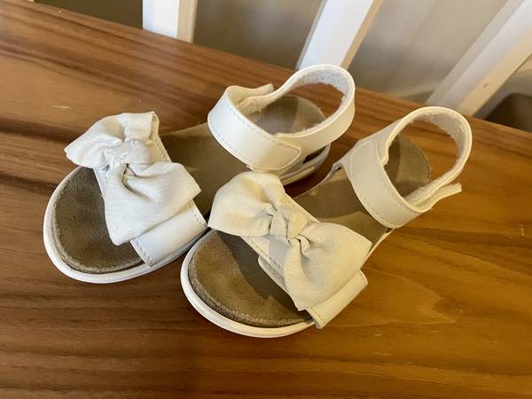 Size 28  – Great bargain! Selling clothes I no longer wear, a few are brand new!  · London