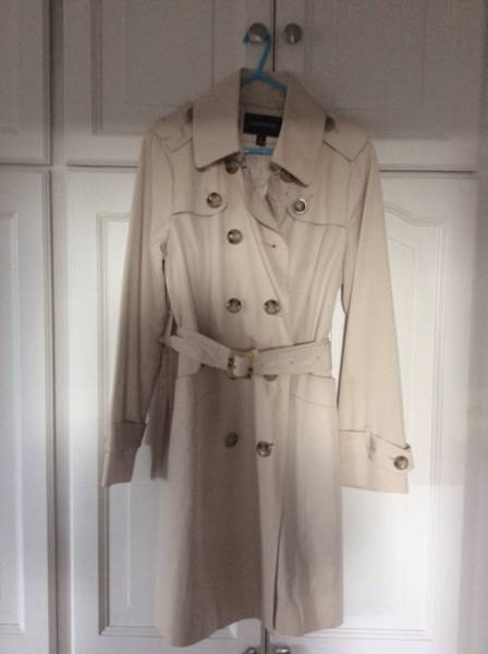 London Fog ladies mac  40 (never worn) – House clearout · London