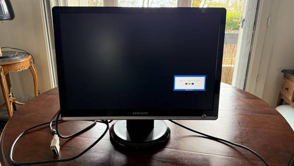 Écran ordinateur Samsung SyncMASTER 226BW - 22 pouces