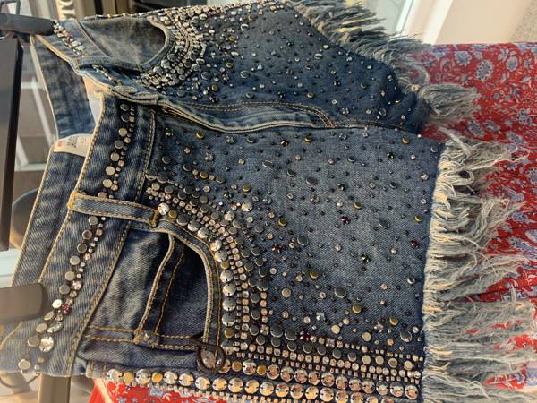 Luxury Clothes Sell  – Closet Clean Out · London