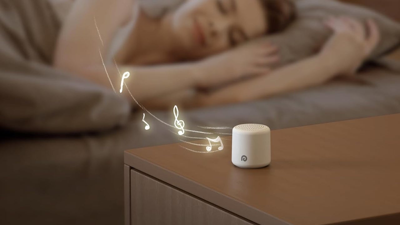 Snooze on the Go: Dreamegg White Noise Machine Just $8!