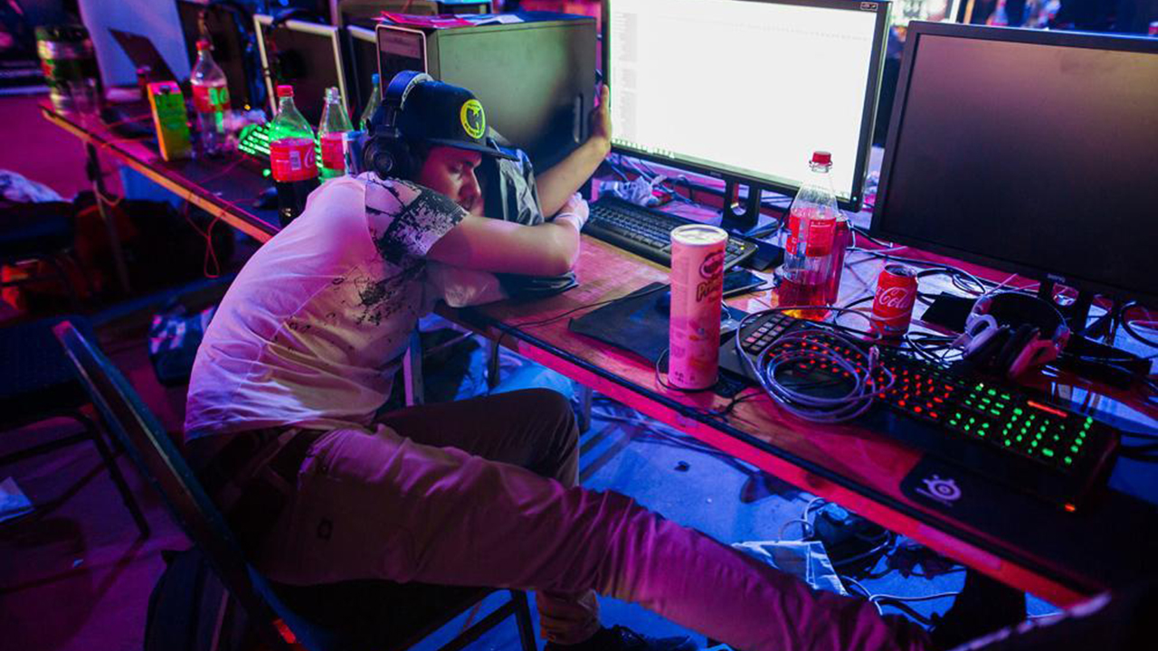 Young Gamers Feel the Pinch as Spending Plummets