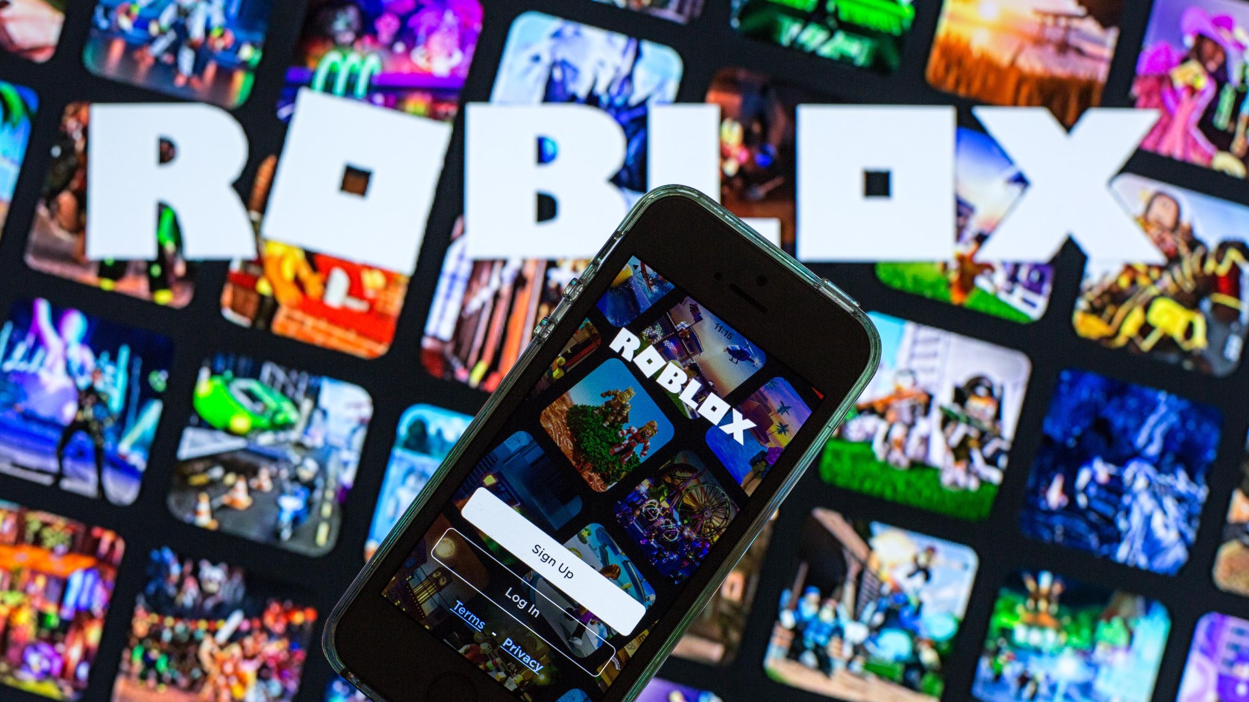 Kentucky Sues Roblox Over Child Safety Issues