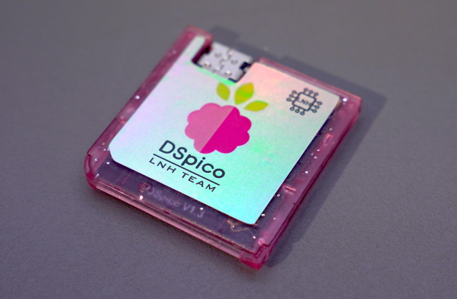 DSPico Flashcart Revives DS Homebrew Scene