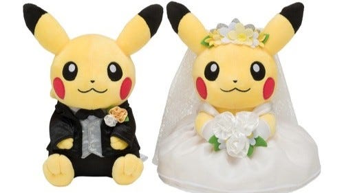 Pokémon Cards Fund Wedding for Lucky Collector