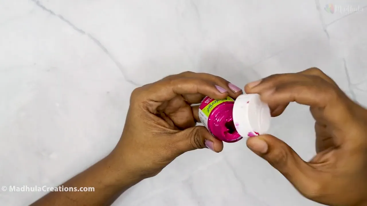Understanding acrylic paint consistency