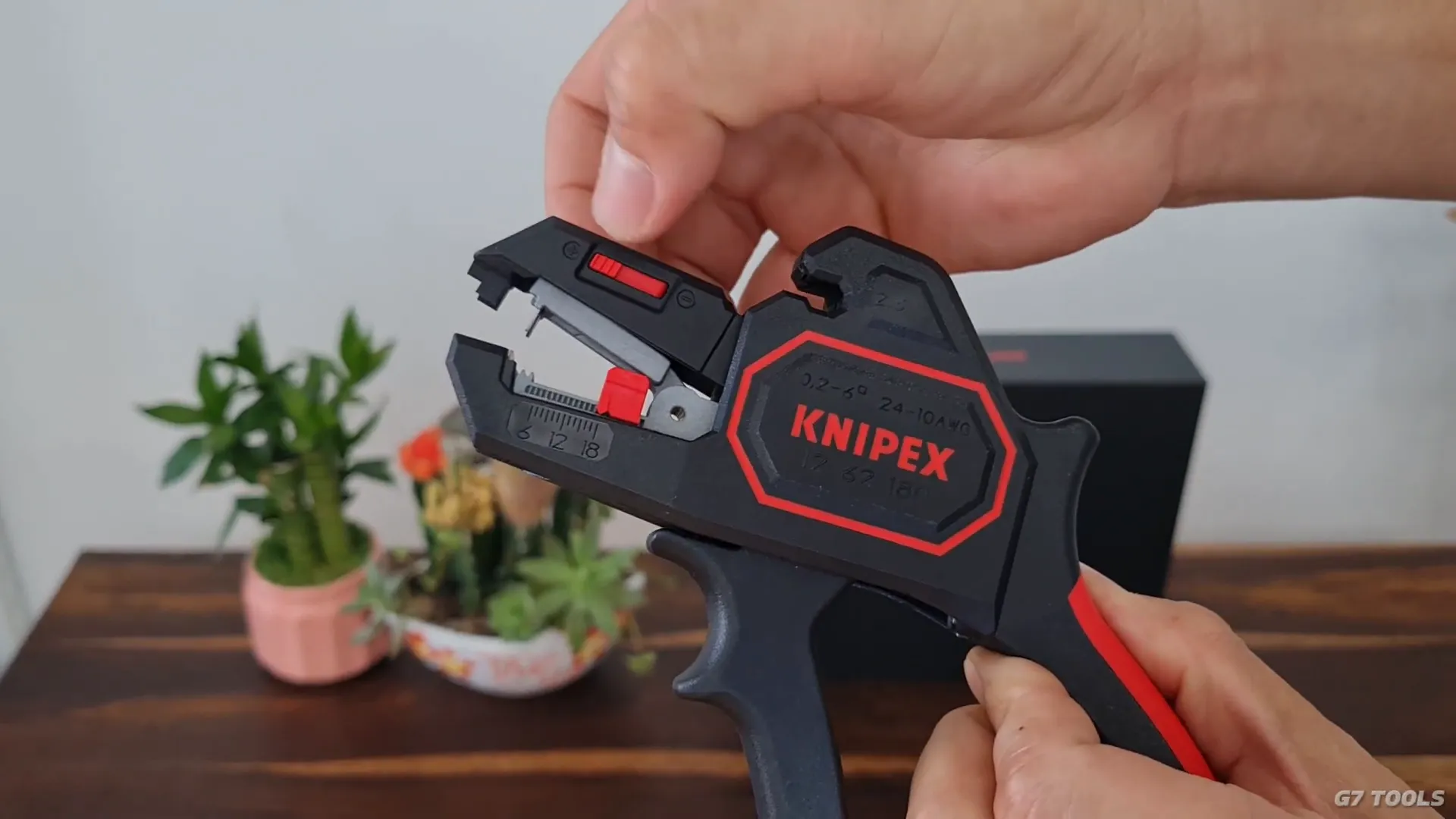 Cải tiến trên kìm Knipex