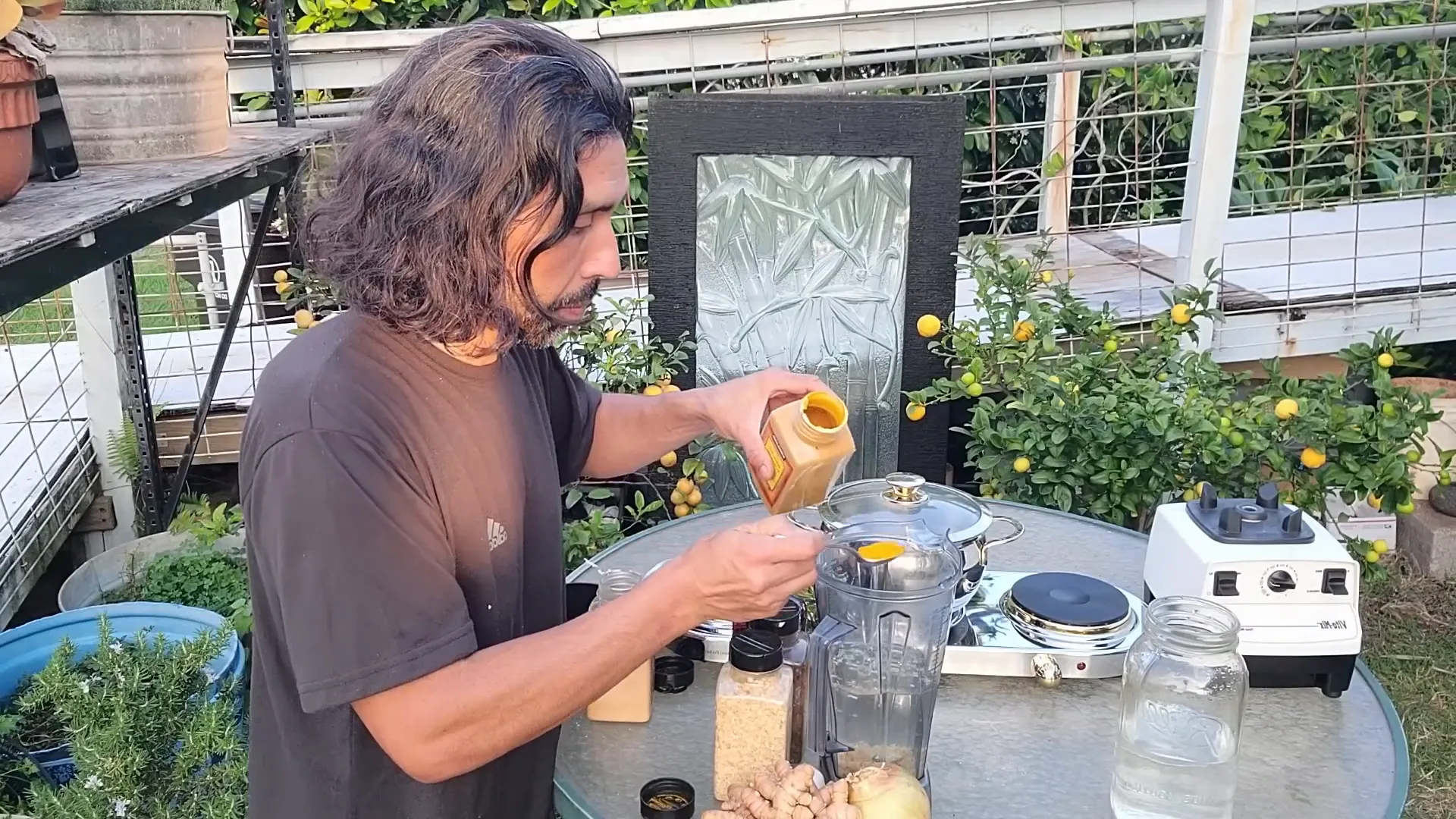 Adding turmeric powder to the mixture