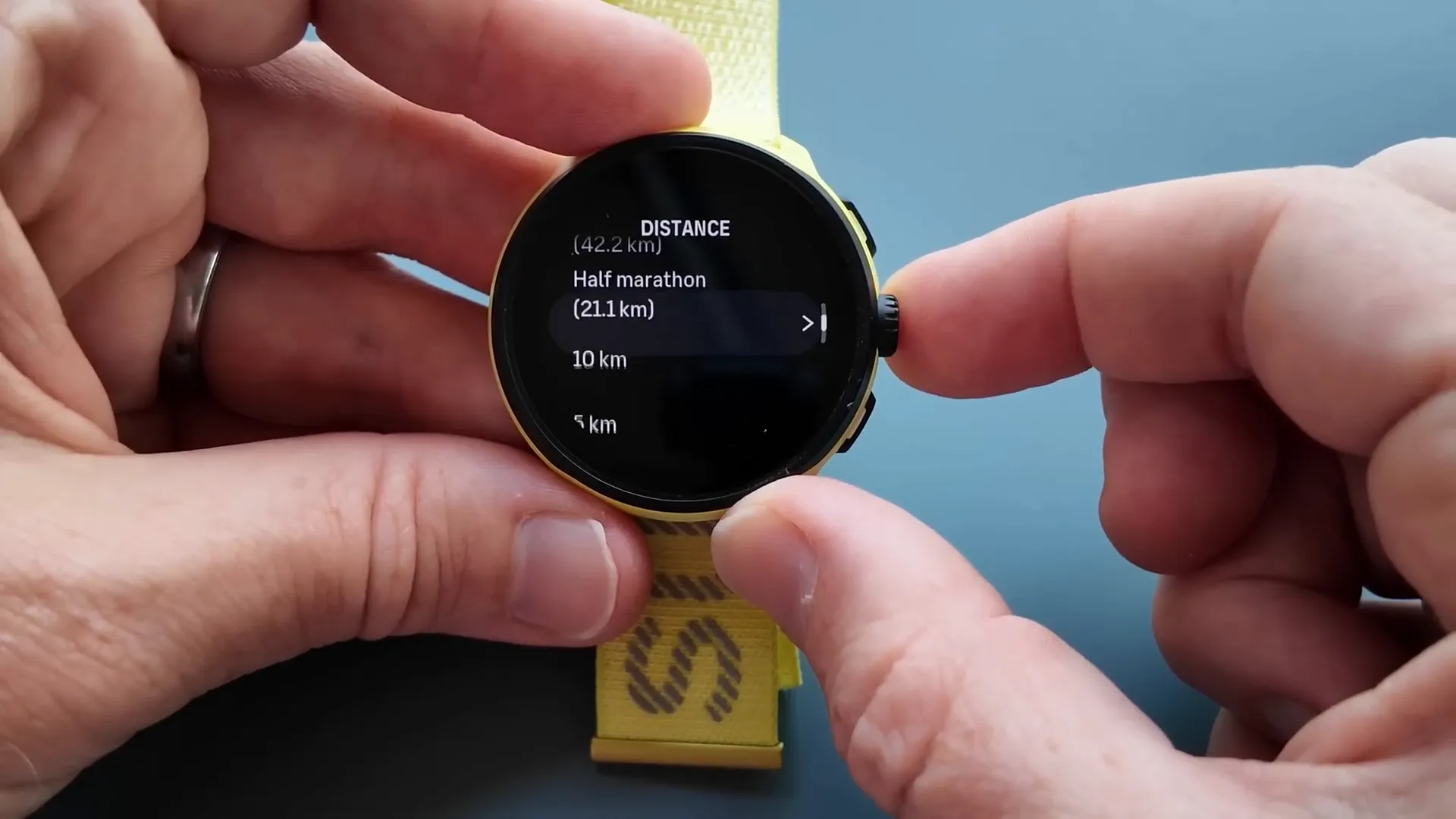 Suunto Run track running mode showing precise lap tracking