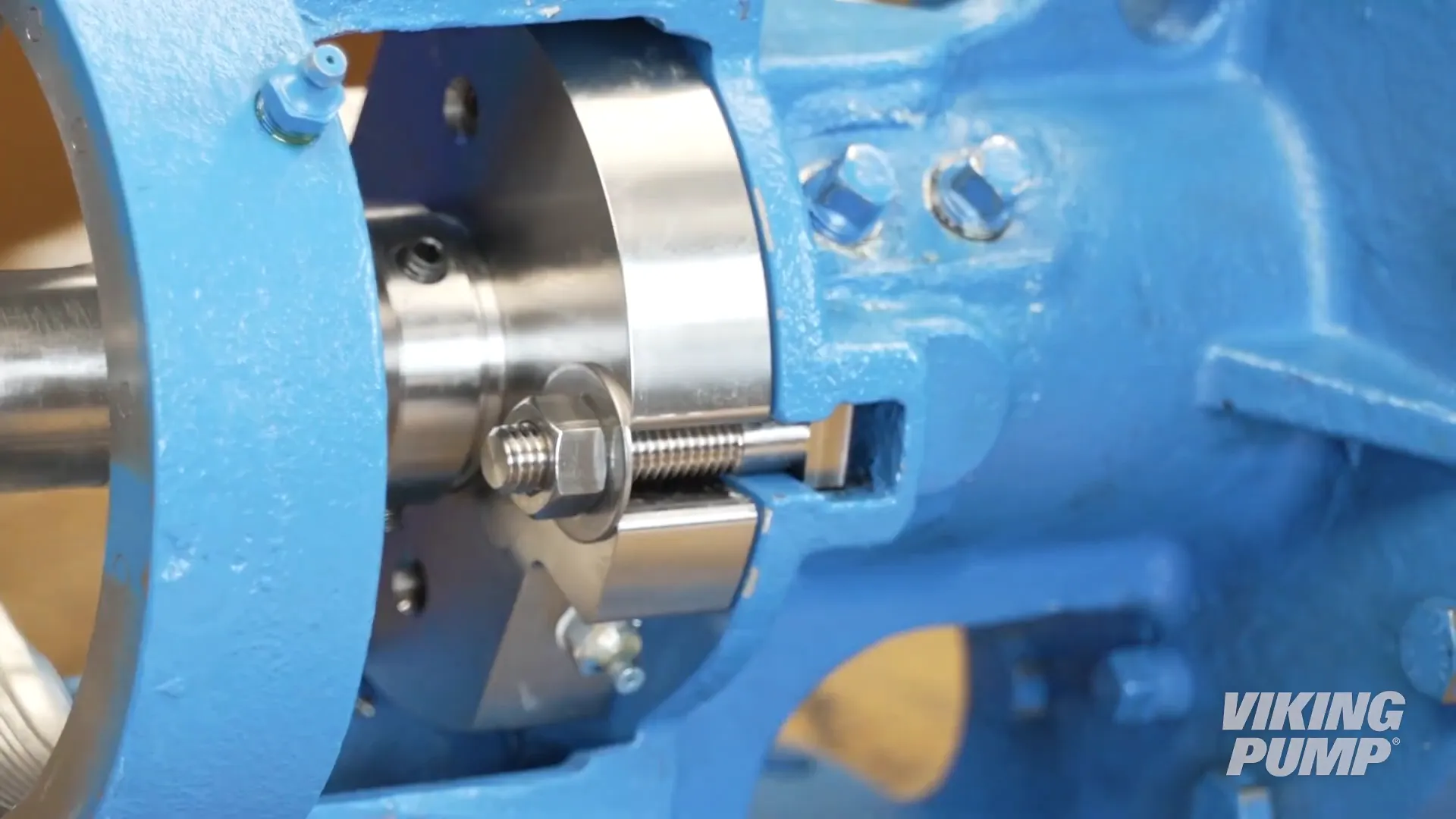 Installing the seal assembly