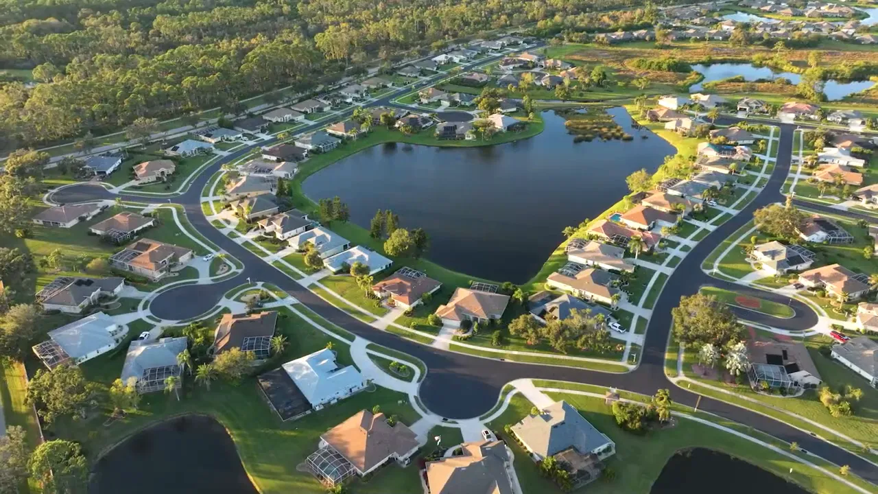 clear thumbnail with #1 and headline 'Don't buy homes with supermodel packages' over presenter