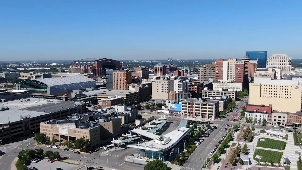 Wide open view of Flat Fork Creek Park with the sledding hill in the distance
