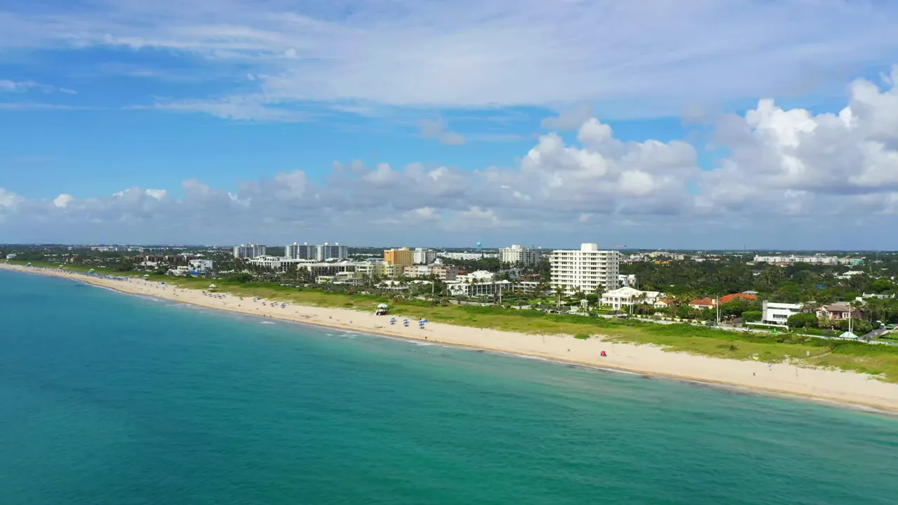 No HOA message for Palm Beach Farms in Boca Raton