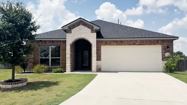Exterior shot of the resale home in West Temple
