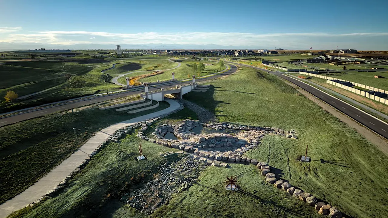 Aerial view of Hogan Park at Highlands Creek in Aurora Highlands
