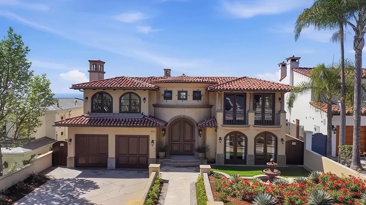 Home buying advice about the caution needed for 100-year-old homes in Los Angeles