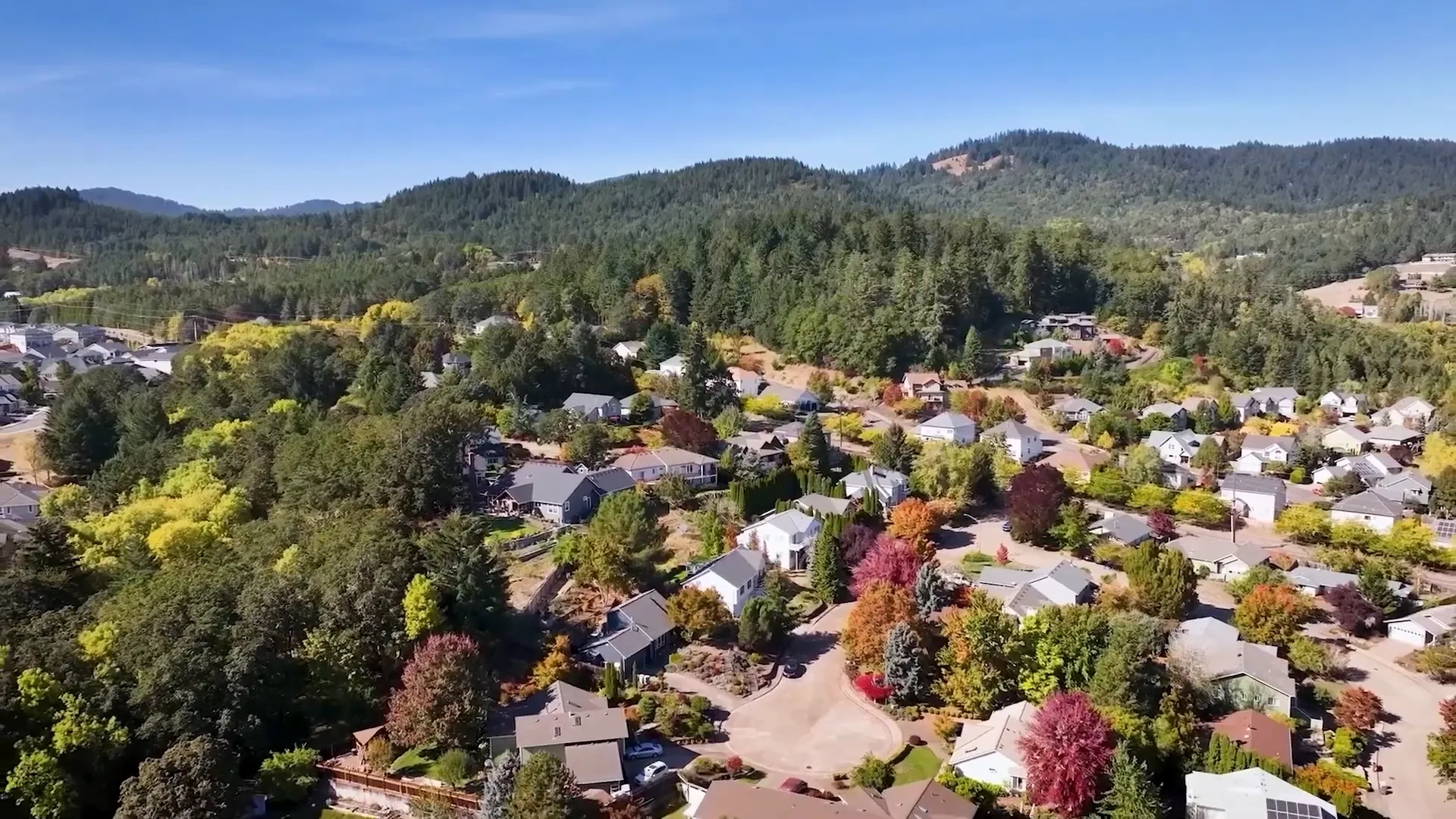 Downtown Eugene with university buildings and green spaces