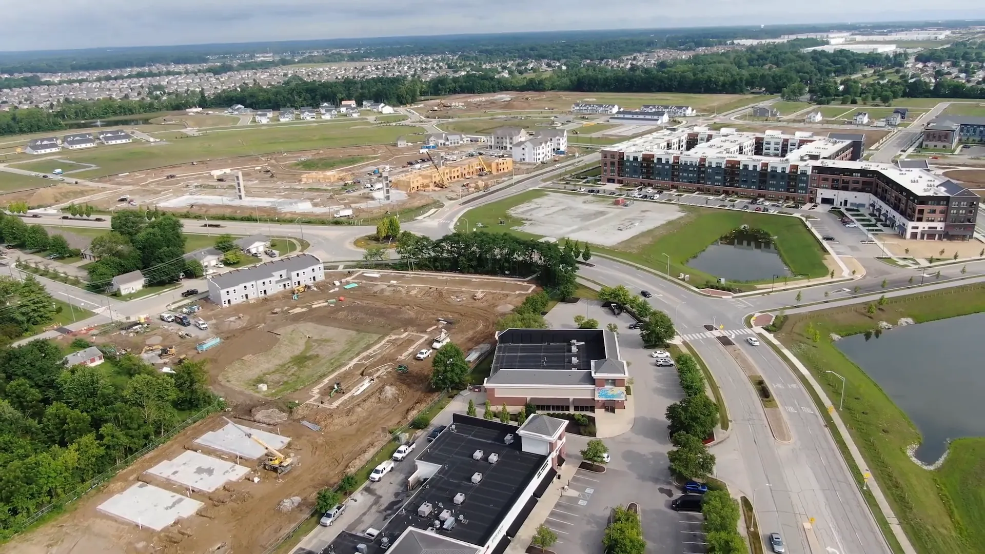 Townhomes under construction at Hob Station