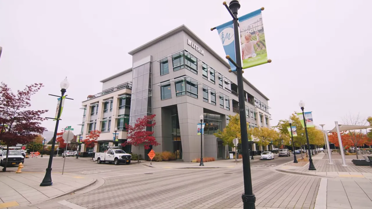 Asante Rogue Regional Medical Center building in Medford Oregon