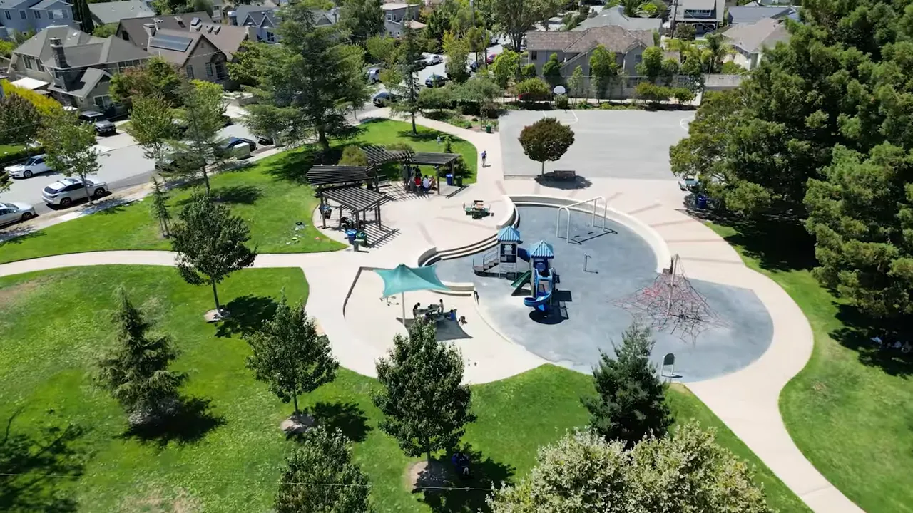 Two story home with text showing 1752 price per square foot in Ray Park