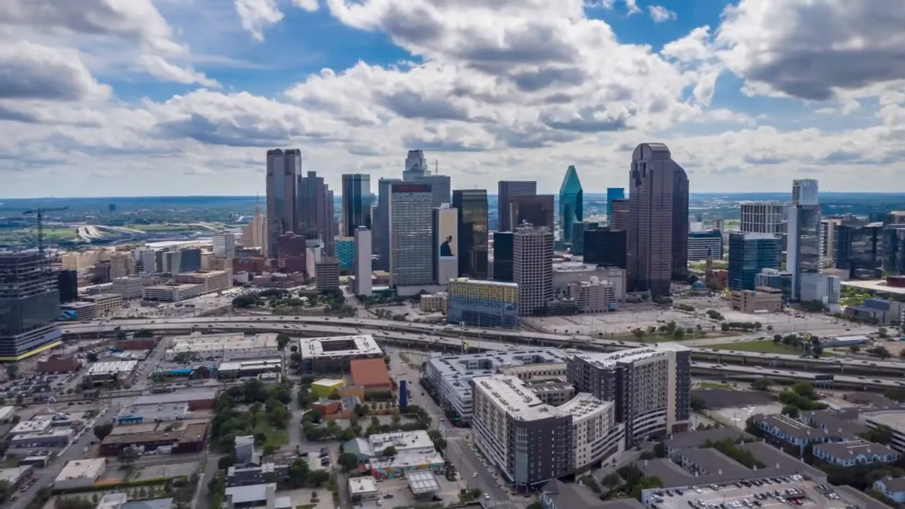 Satellite map of the southern United States with Dallas labeled and a flight path overlay