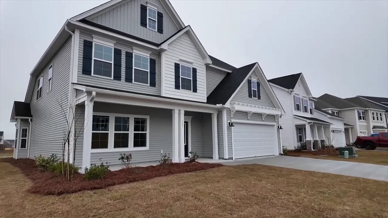 Two-story home in Cane Bay SC