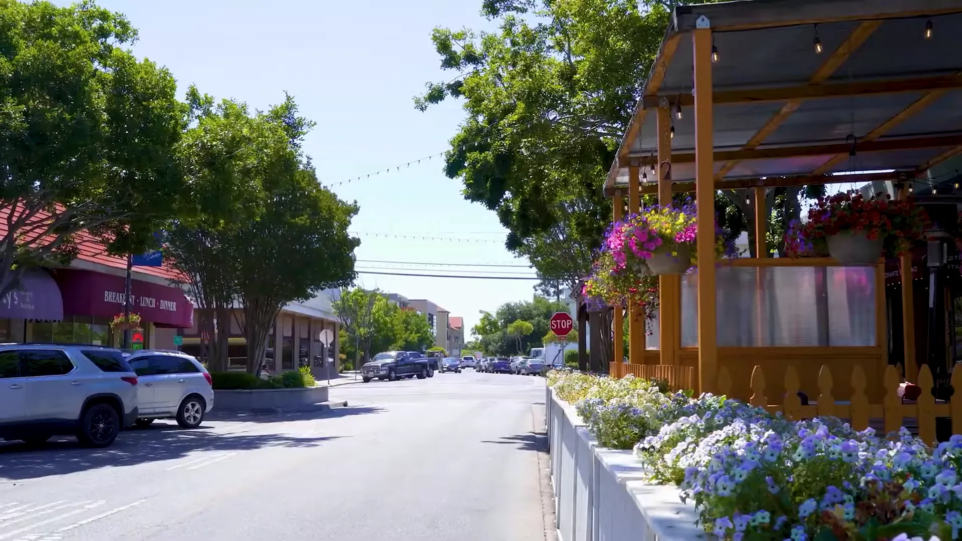 Living in Belmont vs San Carlos