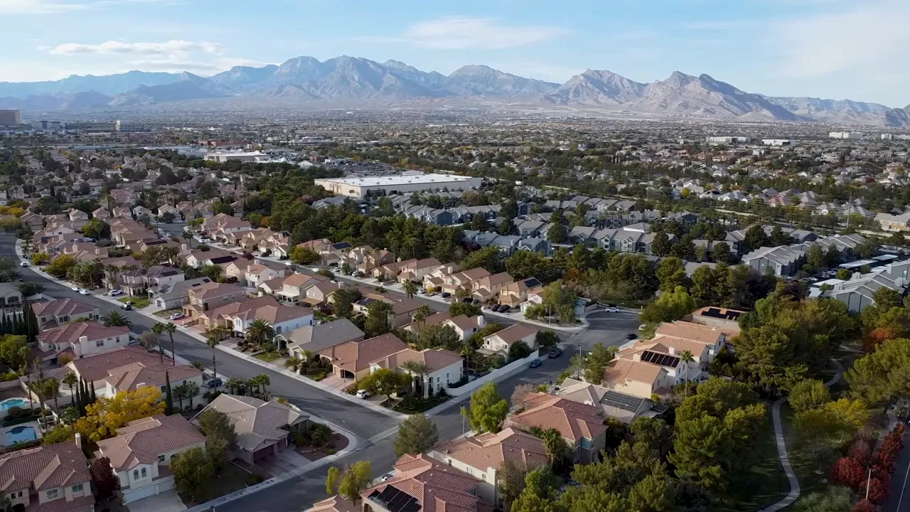 Overview of a 55+ community in Summerlin Las Vegas