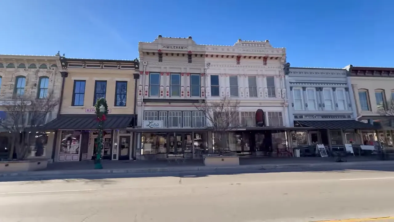 historic georgetown square
