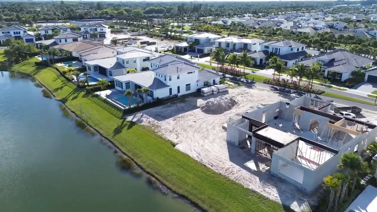 Chris Dyer speaking on the scale and buyer appeal of Avenir Palm Beach Gardens
