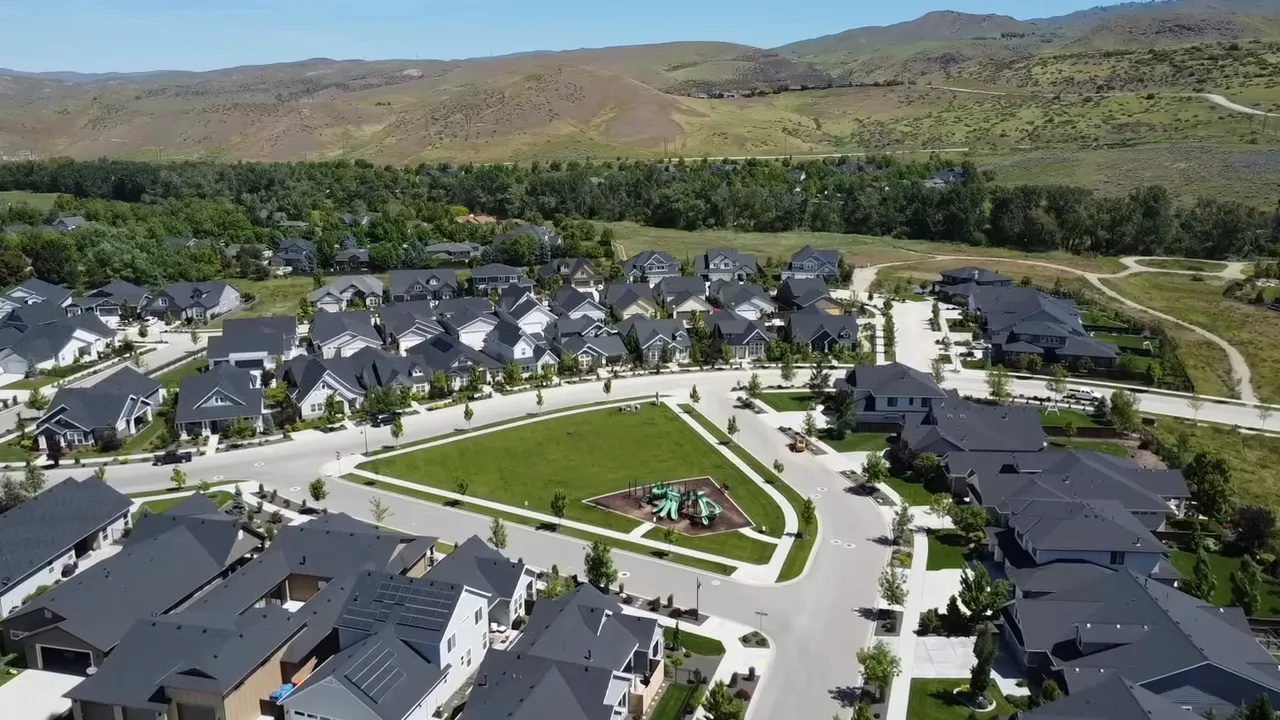 Presenter at a kitchen counter with bold overlay text reading 'OFFER', emphasizing offers and contingencies