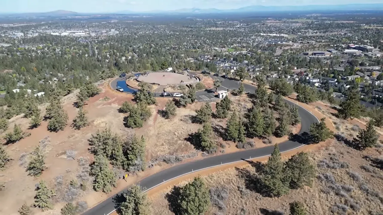 Acadia Point by Lennar community slide in Bend Oregon